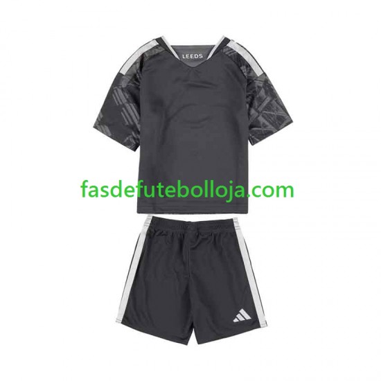 Camisola 3º Equipamento Leeds United 2026-2027 Manga Curta ,Criança